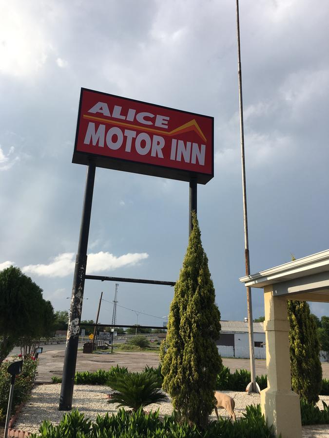 Alice Motor Inn Bagian luar foto